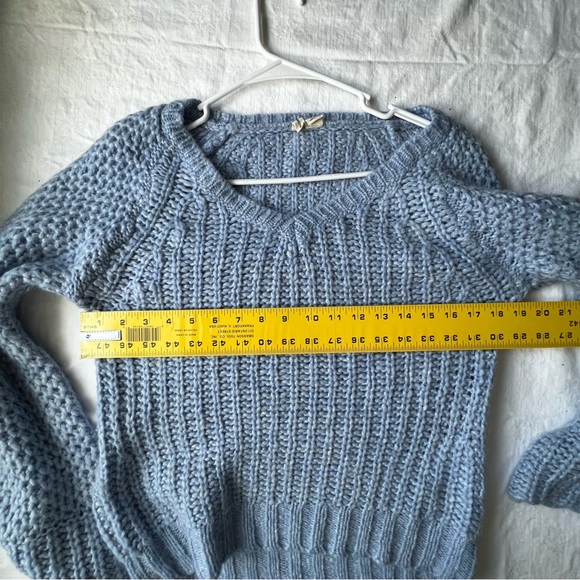 Moth Coastal Blue Knitted bell sleeve sweater size Medium wool blend - Picture 3 of 12